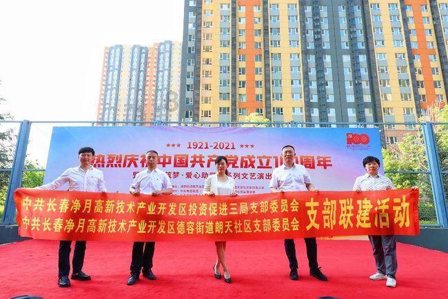 以前交过五年的事业养老保险，能和现在的企业养老保险合并吗？游戏画面